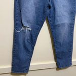 Lucky Brand  Women's High Rise Drew Mom Jeans Distressed Size 12 Photo 3