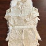 Zoe + Phoebe Ivory Snake Print 2pc Hoodie + Shorts Lounge Set Size Large Photo 0