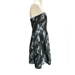 White House | Black Market WHBM Strapless Feather Print black and white Dress size 4 Photo 3