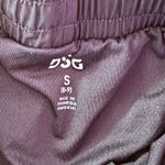 DICK'S Sporting Goods DSG black shorts Photo 1