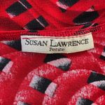 Susan Lawrence Vintage Y2K  Red Abstract Print Lightweight Sleeveless Blouse Photo 4