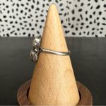 Vintage Sterling Silver Mother of Pearl Two Stone Leaf Detail Size 5.25 Photo 2