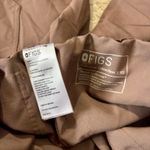 FIGS  Smokey Taupe Yola Scrub Pant Photo 4