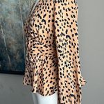 Essue Spotted button front blouse Photo 3