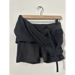 Athleta  Chelsea Cargo Skort Womens Athletic Skirt With Shorts Size 2 Black Photo 3
