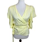 NWT Krisa Puff Sleeve Wrap Top Daisy Yellow Snake Print V Neck Size Medium Photo 2