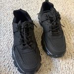 Amazon Black steel toed shoes  Photo 2