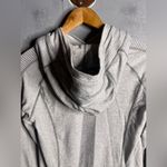 Lululemon  “Think fast” hoodie in gray.  Size 8 Photo 4