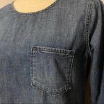 Madewell  Chambray Denim‎ Drop-Hem Top Size Small Photo 3