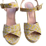 Red Valentino Yellow Daisy Print Platform Sandals Heels Size 38 US 7.5 Photo 2