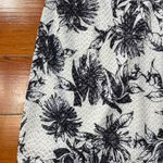 Papillon Blanc Textured Floral Sleeveless Knee Length Career Dress Photo 7