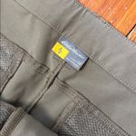 Eddie Bauer NWT Olive Green Women's Pants Ascent Capri Hiking Outdoors Size 14 Photo 4