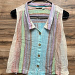 Holding Horses  size 4 crop top Photo 0