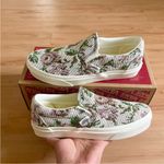 Vans  Classic Slip-On Tapestry Floral Women 9.0 US Mens 7.5 US Photo 1