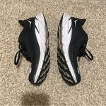 Hoka Clifton 8 Black and White Running Shoes Size 7.5 Photo 3
