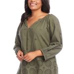 Karen Kane NWT  Garden Party Eyelet Top Photo 2