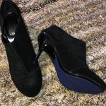 Kenneth Cole π Adorable Reaction Heeled Booties. Photo 0