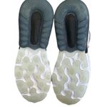 Nike Women’s Air Max 270 React size 8.5 Running Shoes Photo 6