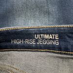 SO NWOT   Ultimate High Rise Ankle Jegging distressed look Photo 7