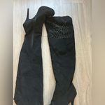 Elevate Your Look: Suede Heeled Knee Photo 7