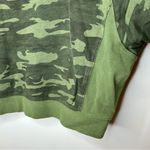 Good American Women’s Green Off The Shoulder Camo Sweatshirt Size 4 Photo 7