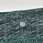 Lululemon  Chevron Athletic Capri‎ Leggings Womens 4 gray Photo 3