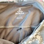 prAna  Pillar Printed Capri Leggings Green Size S Photo 6
