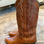 American Vintage  Brown Leather Western Boots size 7 men’s / 8 women’s Photo 0