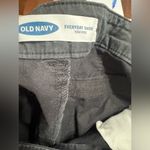 Old Navy  | Women’s Everyday High Rise Black Shorts | Size 6 Photo 2