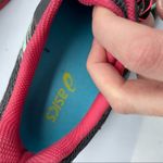 ASICS  Grey & Coral Gel Venture 5 Running Shoes Sneakers Womens 9 Sport Athletic Photo 3