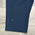 Lululemon  On The Fly‎ Crop Woven True Navy Capri Pants Size 10 Photo 4