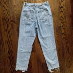 Simple Society  Mom Jeans 7/28 High Waist Button Fly Distressed Hem Light‎ Wash Photo 4