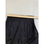 1. State  Shorts Womens Med. Black Pockets High Waist 3.5" Inseam Travel Vacation Photo 5