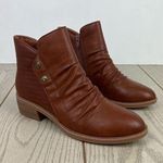 Baretraps Women's Stevie Button Ankle Booties 8M Cognac Faux Leather $80 Photo 0