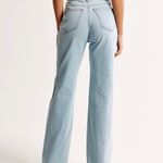 Abercrombie & Fitch curve love high rise 90s relaxed jeans Photo 2