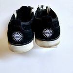 UGG  Australia Evera Lace Up Low Top Sneakers Size 7.5 Photo 5