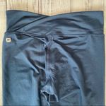 Fabletics Winn ll Powerhold Navy Blue Leggings. Size XSmall. Photo 6