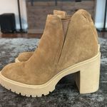 Dolce Vita Tan Suede Cashe H2O Lug Sole Ankle Boot Size 7.5 Photo 1
