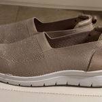 Kinetic Energy Women Beige Glitter Knit Slip On Sneakers Shoes Size 10 Tan Photo 0