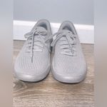 Kizik Roamer Walking Grey Athletic Sneaker Size 6 Men's 7.5 Women's Gray Photo 1