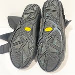 Vibram  Women's Black Oslo Wp Artic Gr Boat Velcro Closure Size 8.5 Photo 7