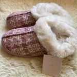 LC Lauren Conrad Women’s   Faux Fur Clog Sleepers Photo 1