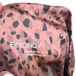 Beyond Yoga Lux High Waisted Midi Leggings
Rosewood Brown Dappled Dots Size S Photo 9