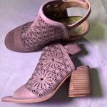 Vince Camuto Beige Cutout Block Heel Sandals Photo 9