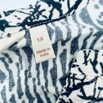 Soft Surroundings Raven Shift Dress Size 1X Rayon Raven Henley Button Abstract Photo 9