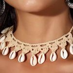 NWOT Cowie Shell Necklace/Choker Tan Photo 0