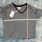 Isa & Ella NWT! Black White Stripe w Embroidered Heart Sleeve Medium Photo 2