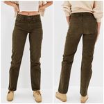 American Eagle AE  Stretch Corduroy '90s Straight Pant Army Olive Green Size 16 Photo 1