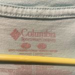 Columbia T-shirt Photo 4