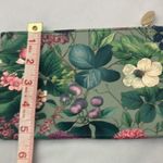Ipsy Green floral print small pouch Photo 3